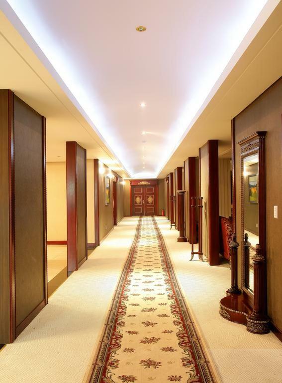Sunjin Grand Hotel Ulaanbaatar Ngoại thất bức ảnh
